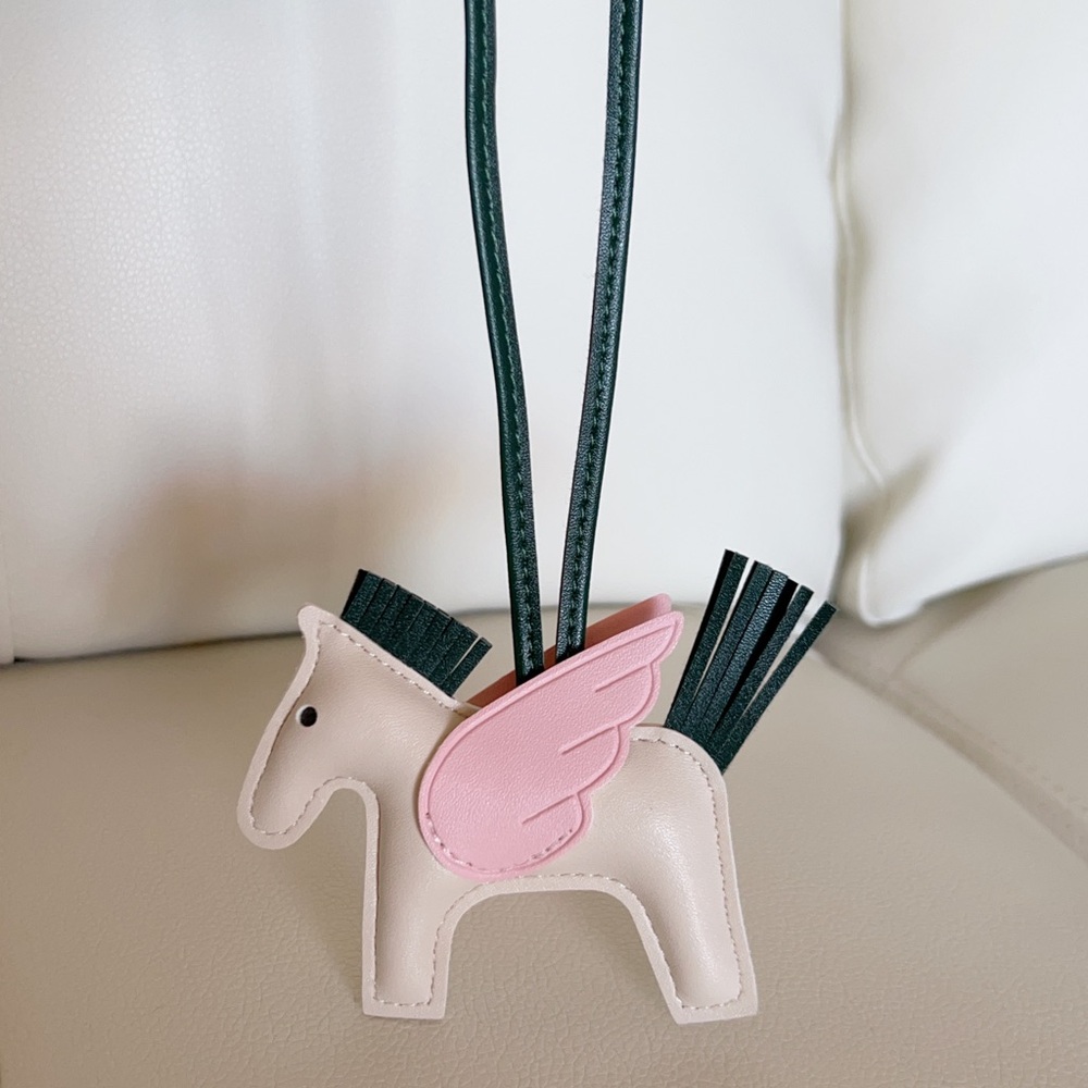 Rodeo Bag Charm White/Dark Green